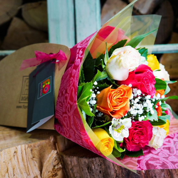 BOUQUET 12 ROSAS DE COLORES