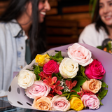 BOUQUET 12 ROSAS DE COLORES