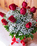 CANASTO DE 12 ROSAS ROJAS