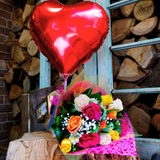 PACK 12 ROSAS DE COLORES + CHOCOLATE FERRERO ROCHER + GLOBO