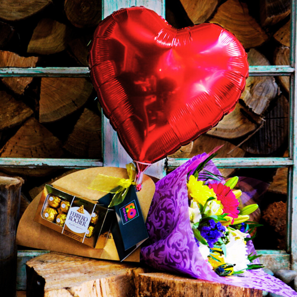 PACK SILVESTRE + CHOCOLATE FERRERO ROCHER + GLOBO