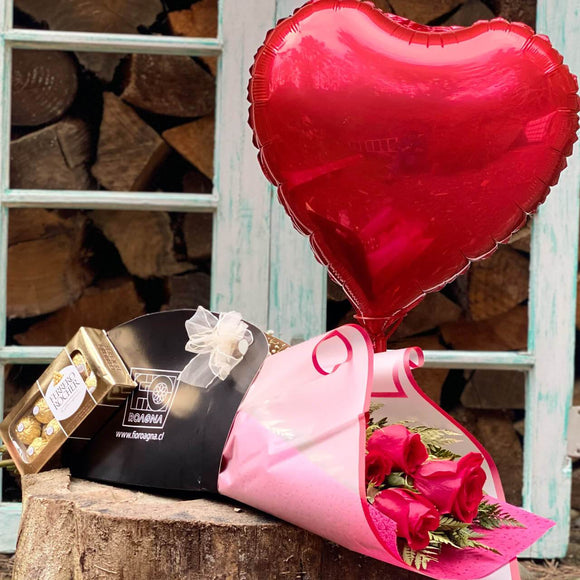 PACK 12 ROSAS ROJAS + CHOCOLATE FERRERO ROCHER + GLOBO